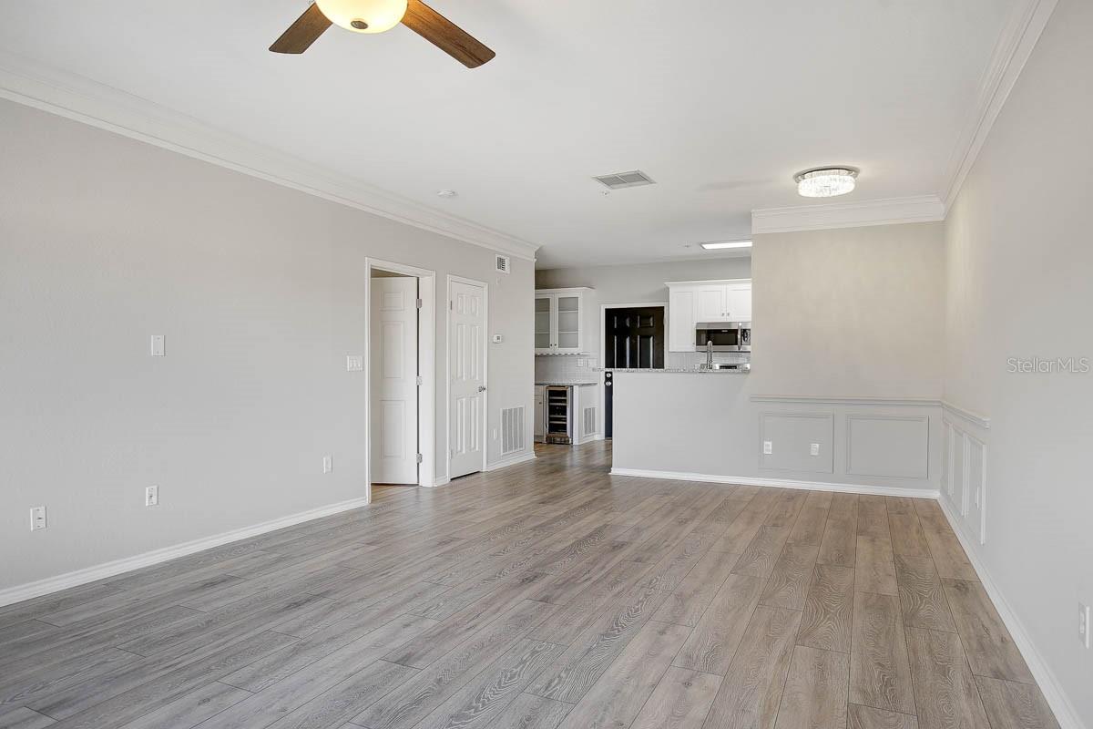 4311 BAYSIDE VILLAGE DR #303 — photo 13