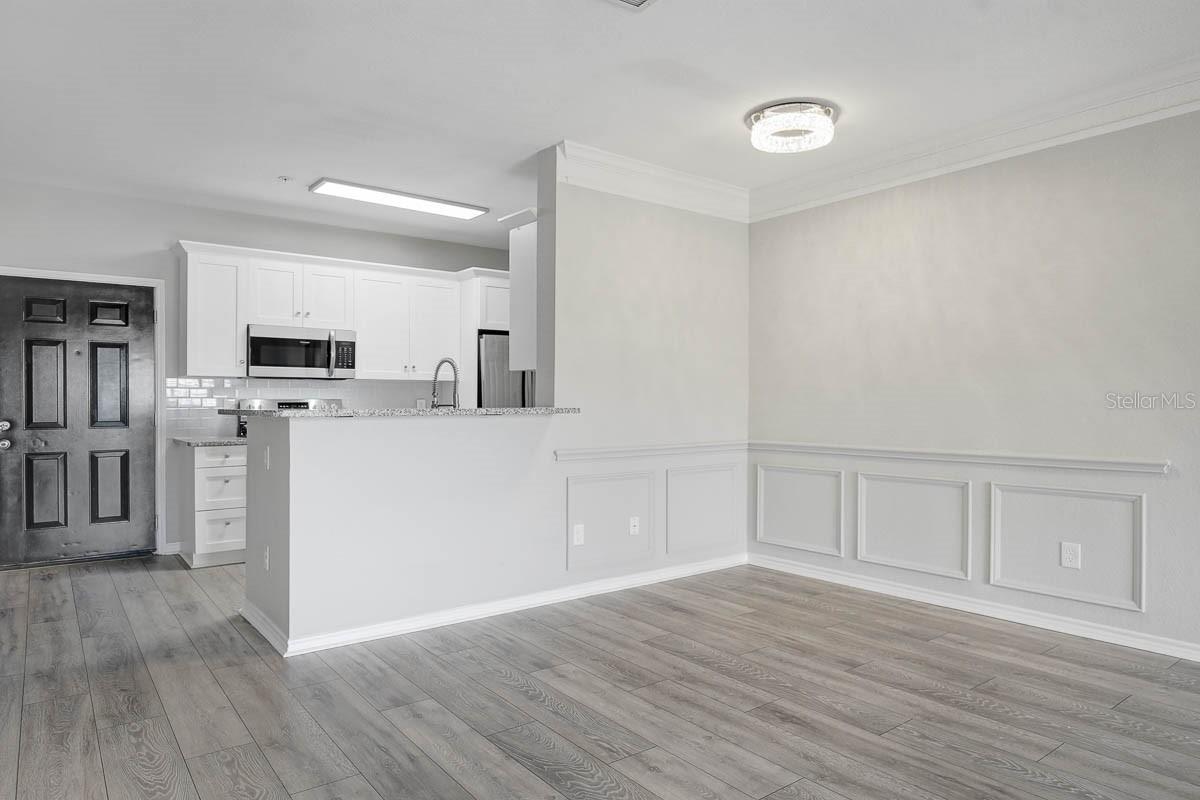 4311 BAYSIDE VILLAGE DR #303 — photo 9