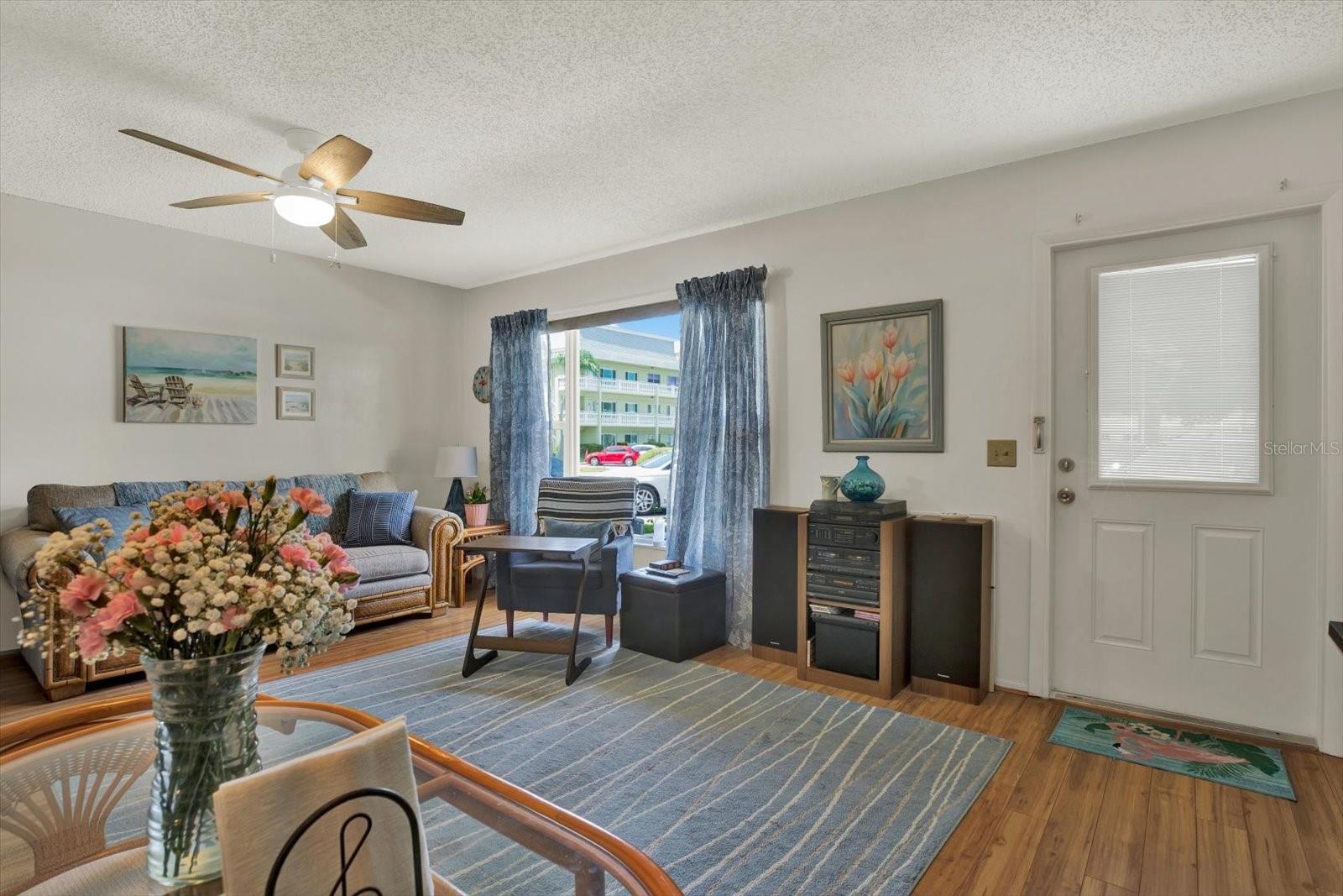 2458 COLUMBIA DR #24 — photo 8