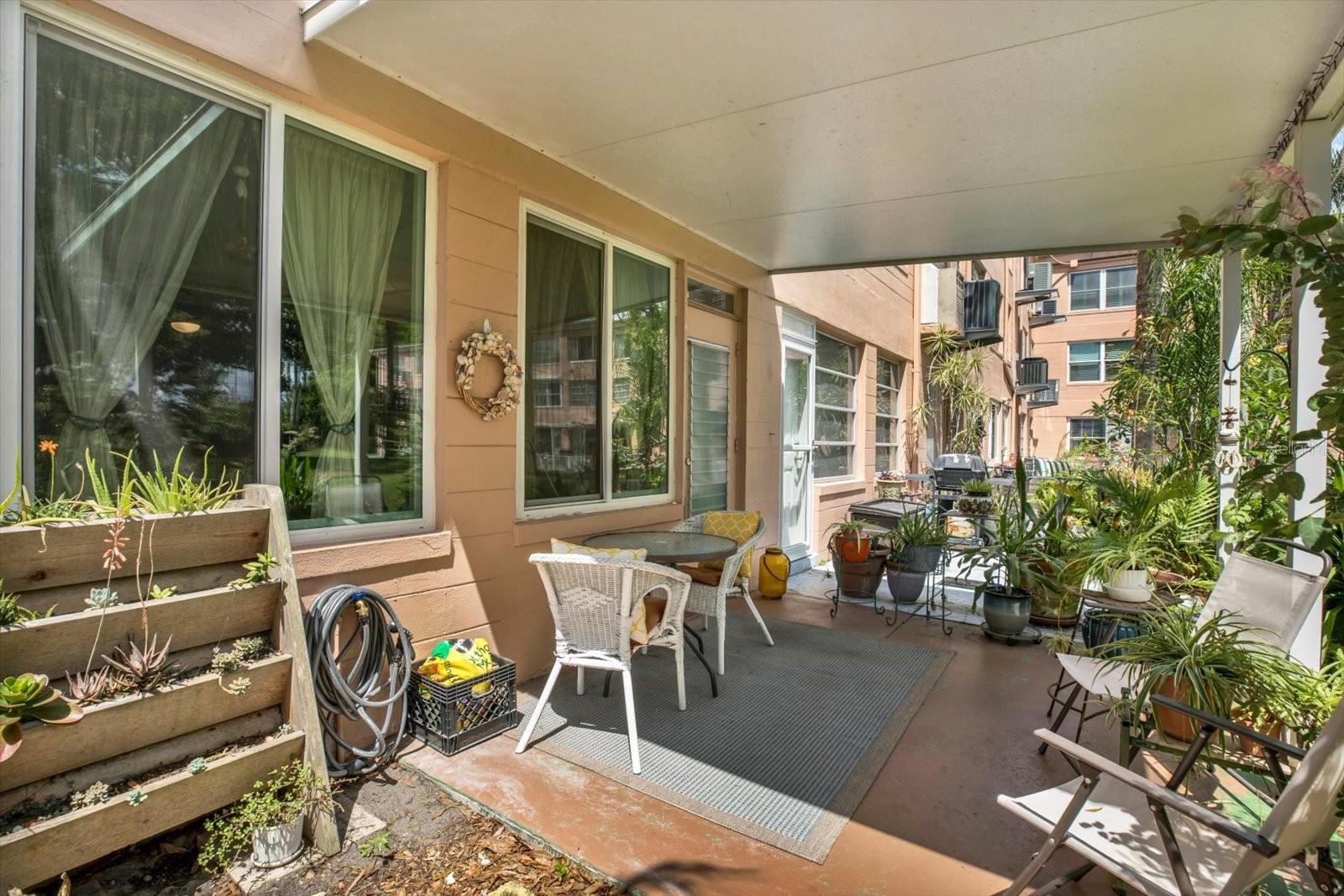 2458 COLUMBIA DR #24 — photo 4