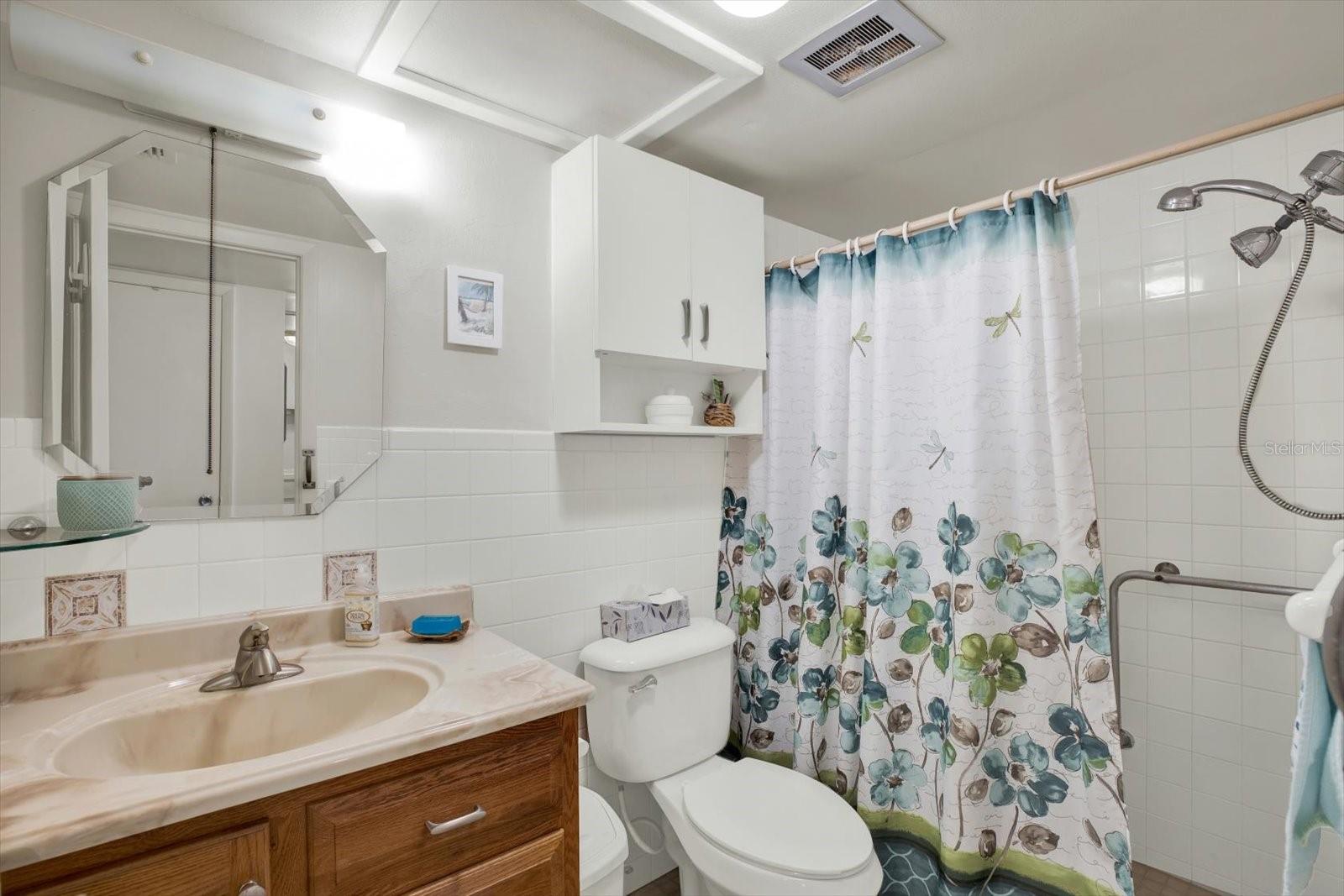 2458 COLUMBIA DR #24 — photo 10