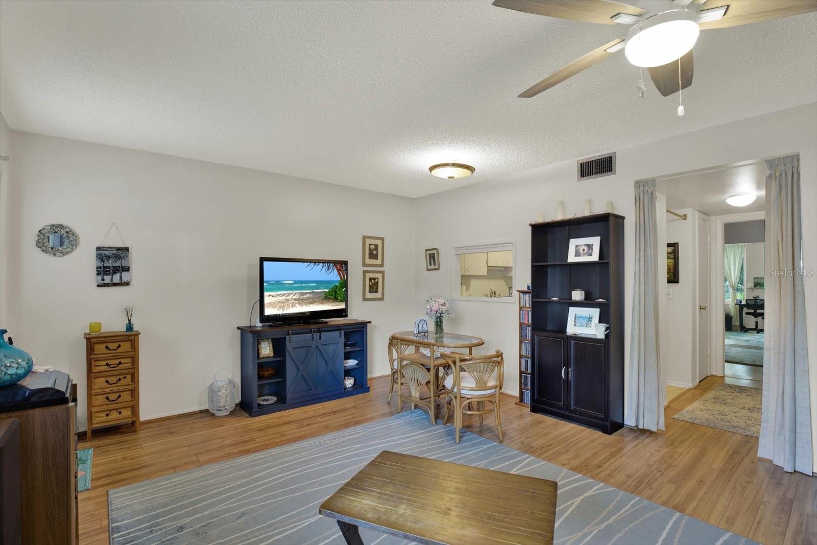 2458 COLUMBIA DR #24 — photo 6