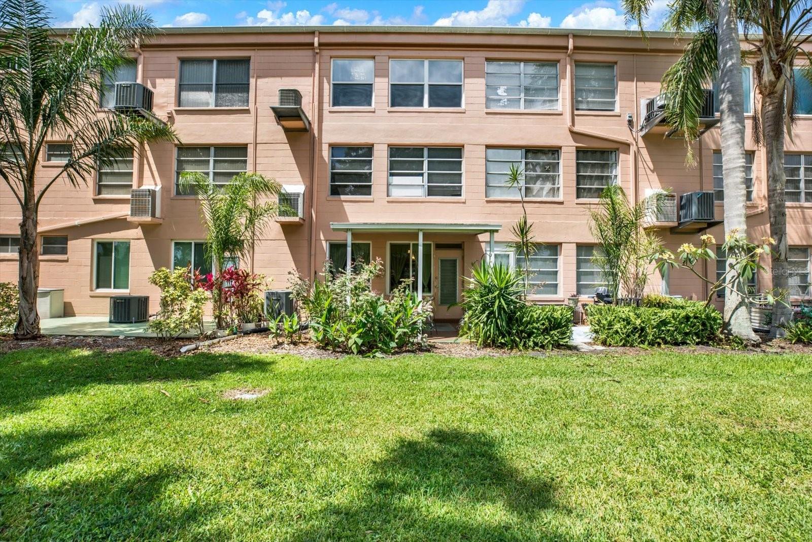 2458 COLUMBIA DR #24 — photo 3