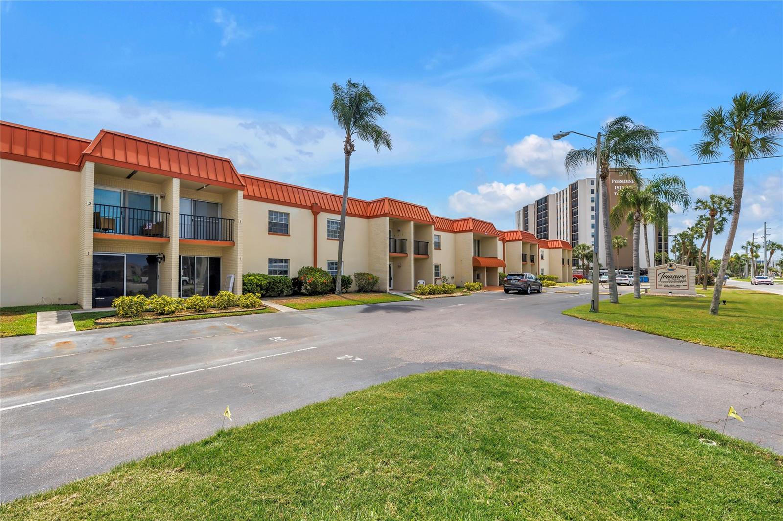 10375 PARADISE BLVD #51 — photo 45
