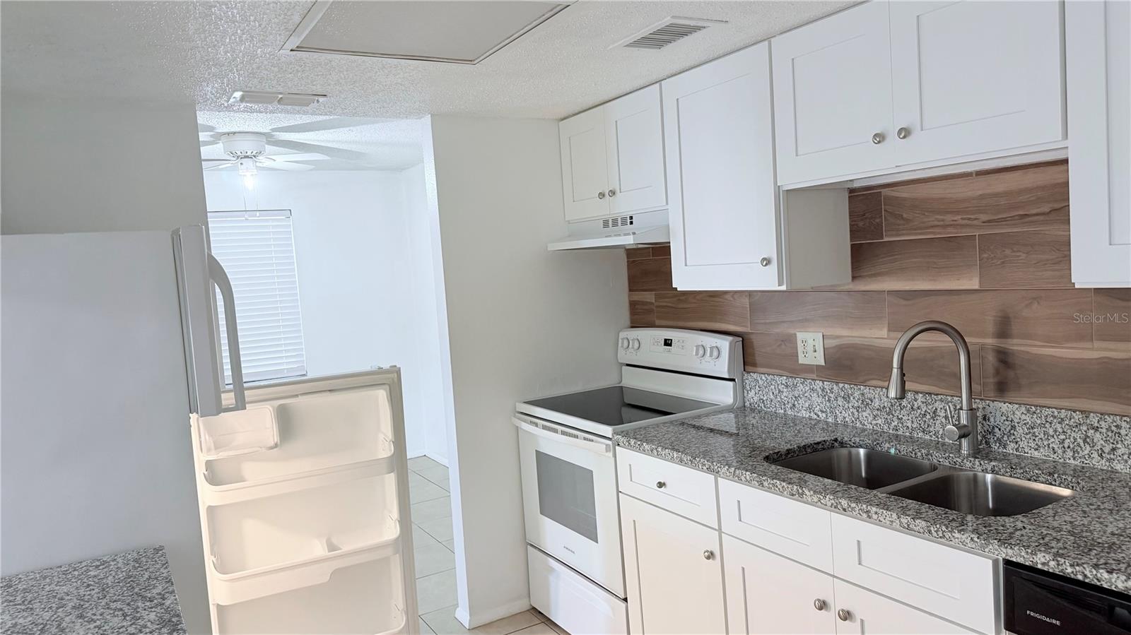 131 SABAL CT #E — photo 16