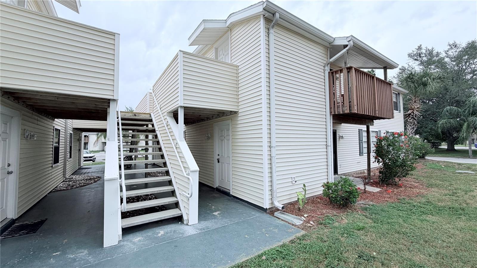 131 SABAL CT #E — photo 2