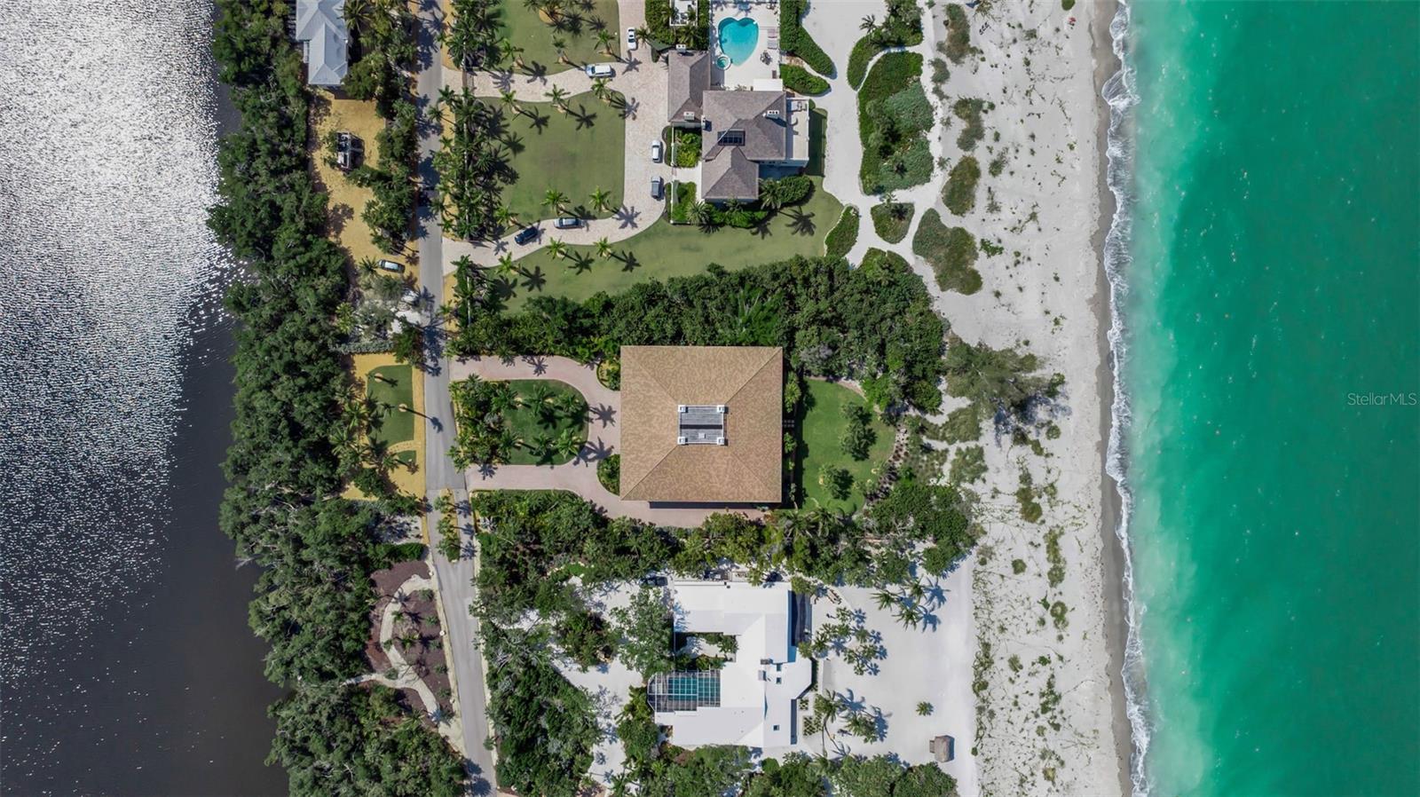 8132 SANDERLING RD — photo 16