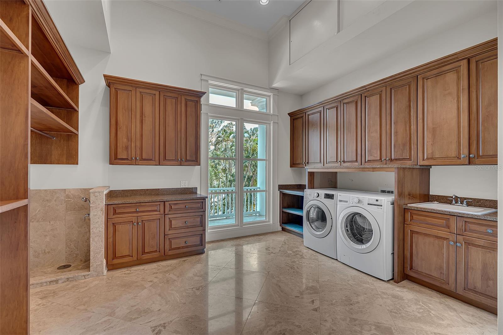 8132 SANDERLING RD — photo 55