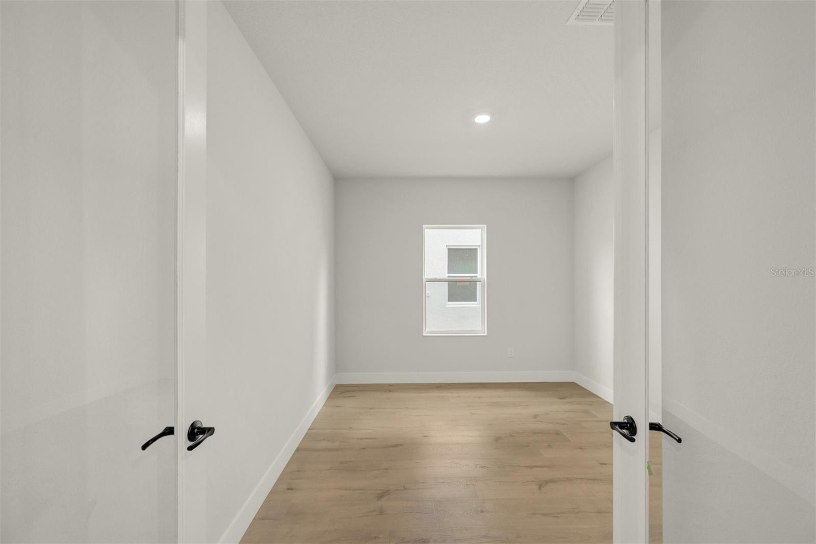 10665 CRESCENT CREEK XING — photo 15