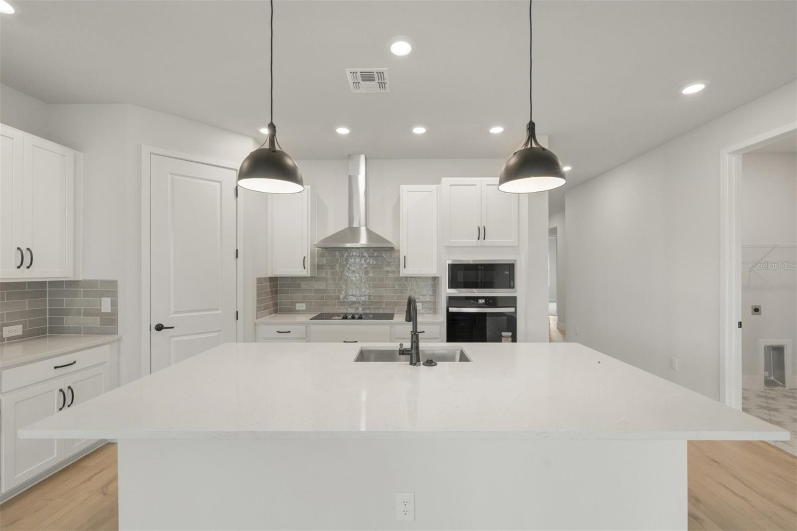 10665 CRESCENT CREEK XING — photo 6