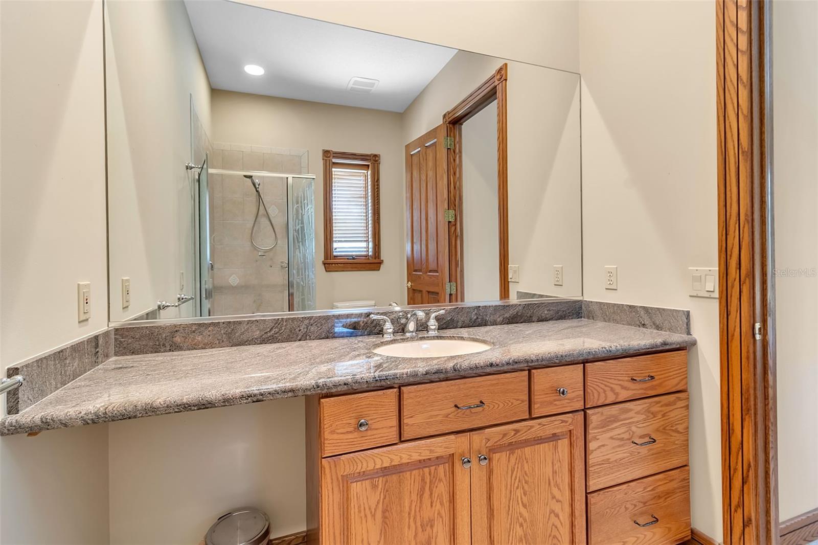 612 LAUREL RD W — photo 51