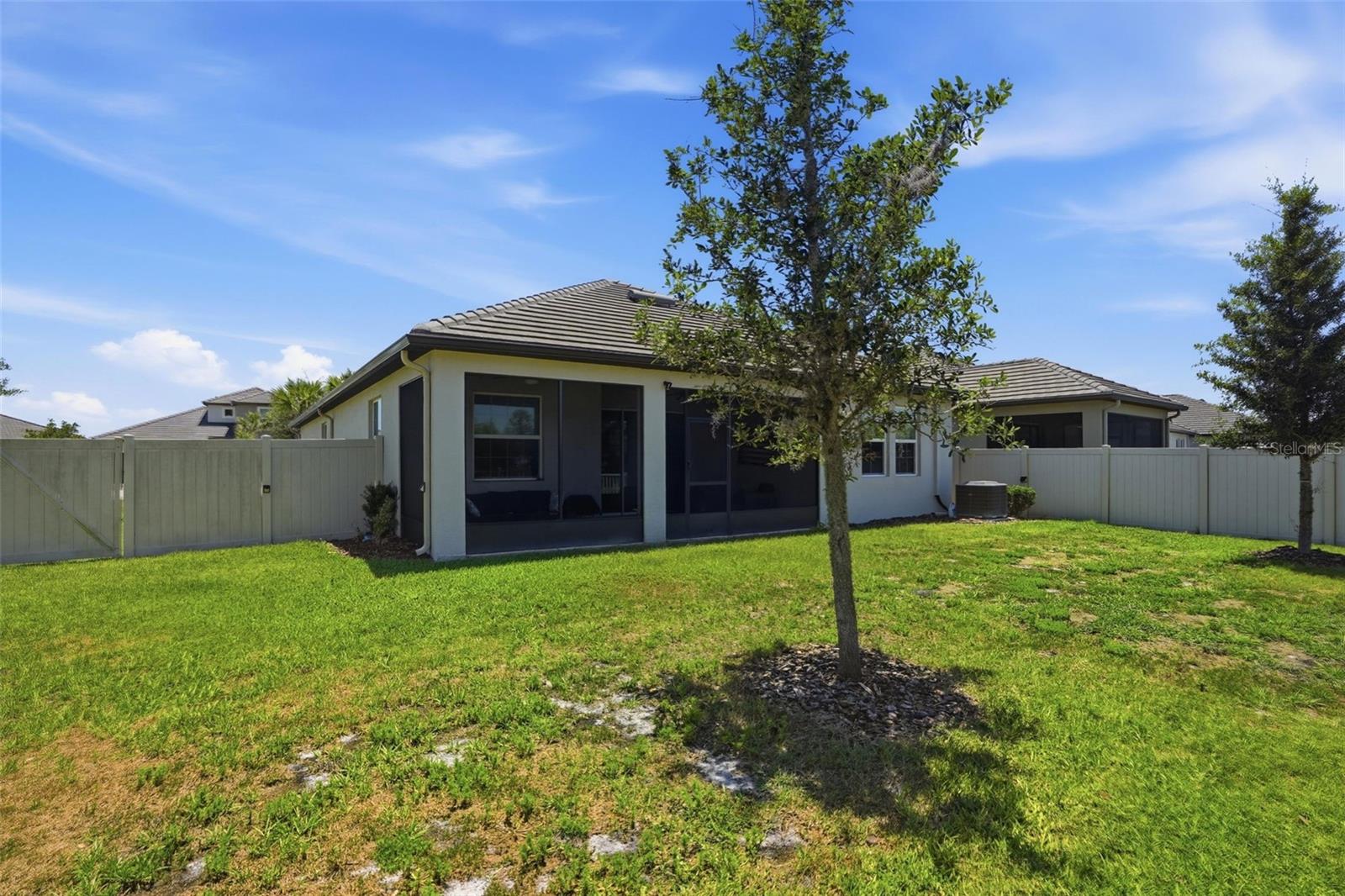 17135 SHELL BAY DR — photo 2