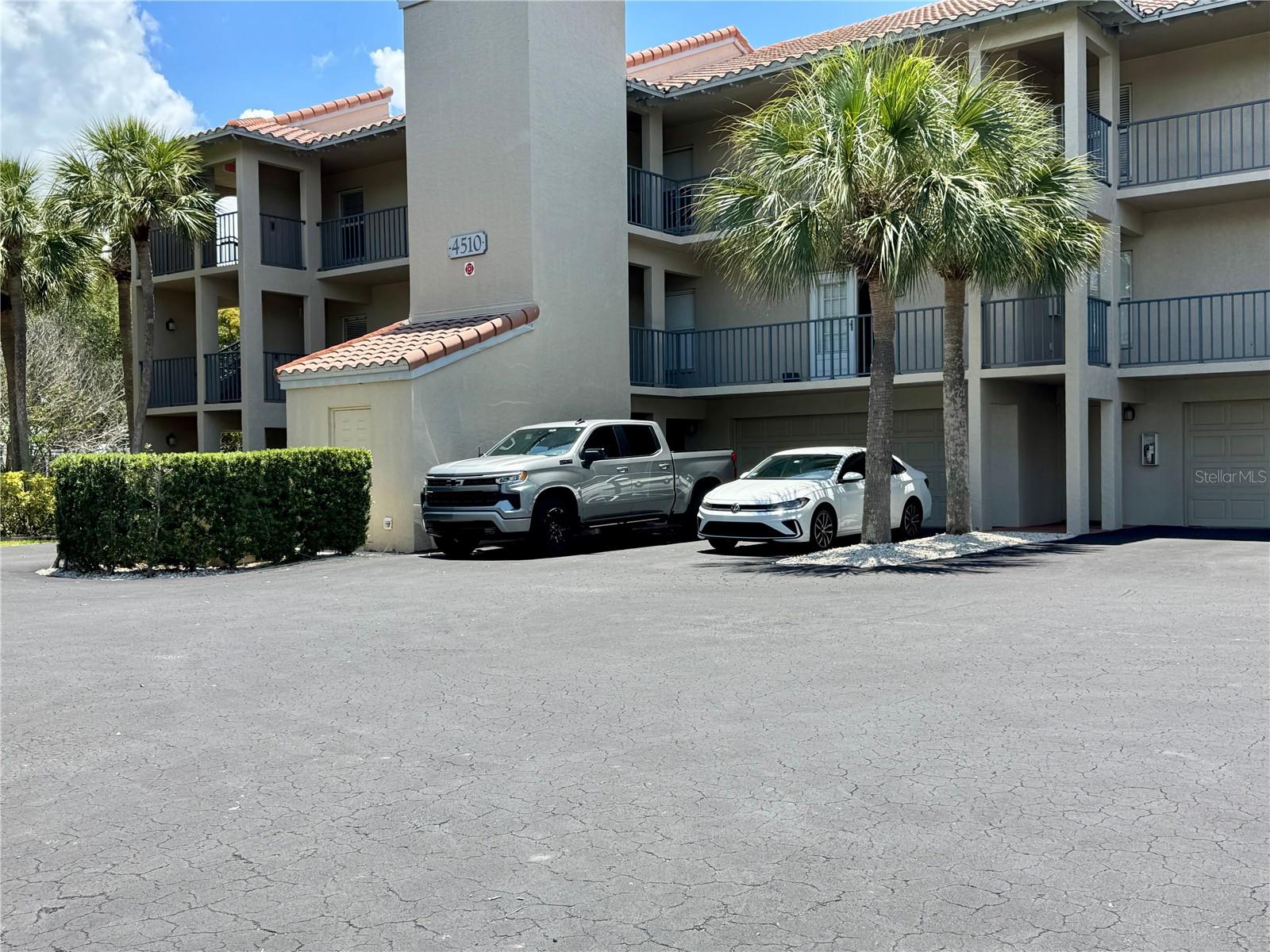 4510 EL CONQUISTADOR PKWY #204 — photo 2