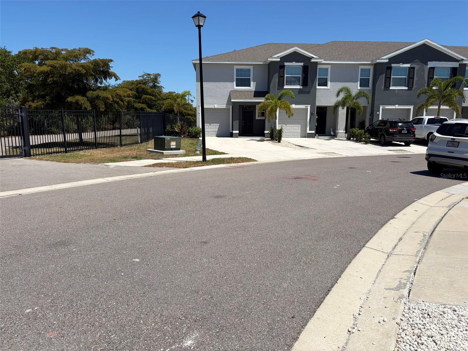 8860 MILESTONE DR — photo 2