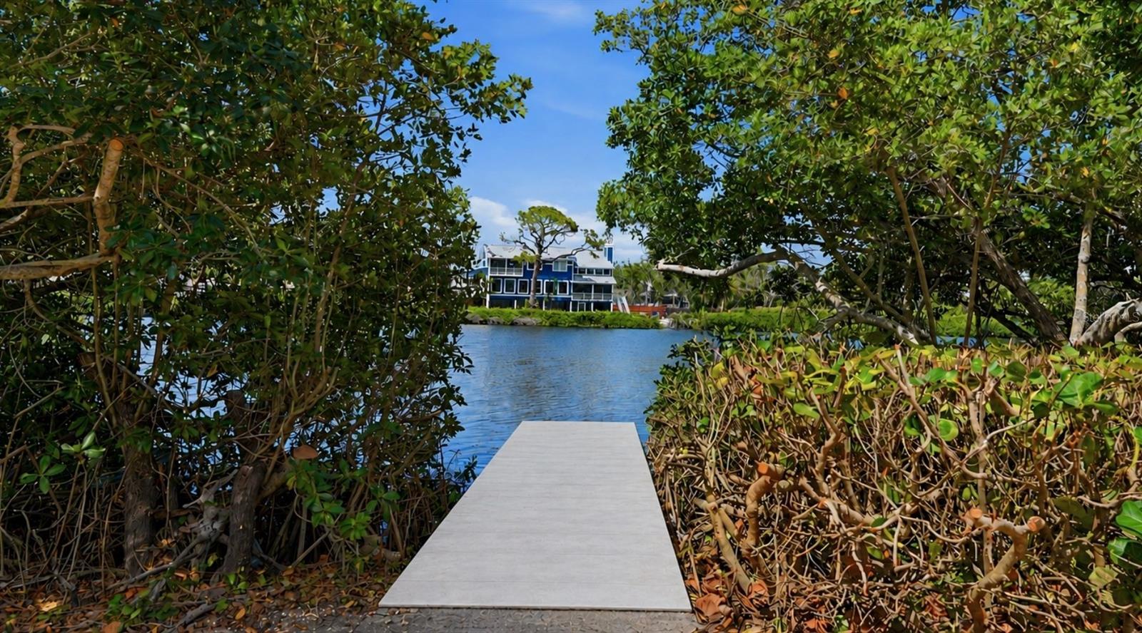 7723 SANDERLING RD — photo 4