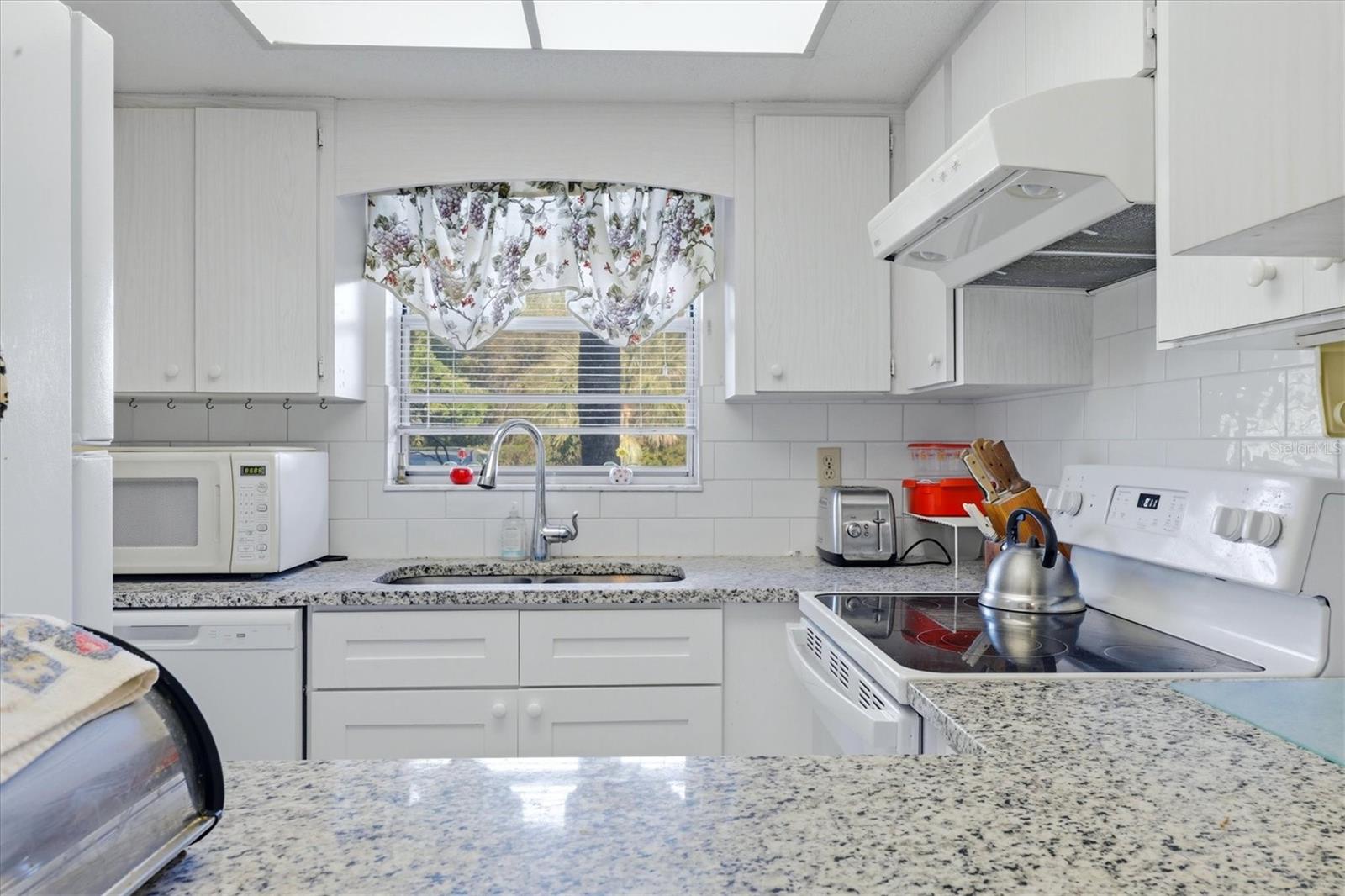 2 QUAILS RUN BLVD #2104 — photo 12