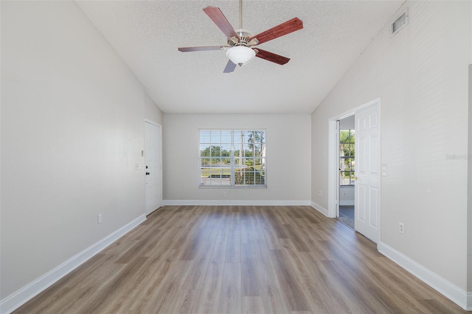 7900 HARDWICK DR #827 — photo 5