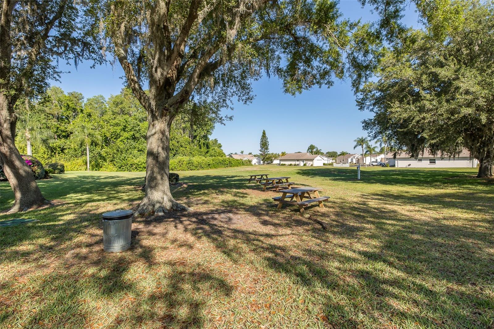 7900 HARDWICK DR #827 — photo 27