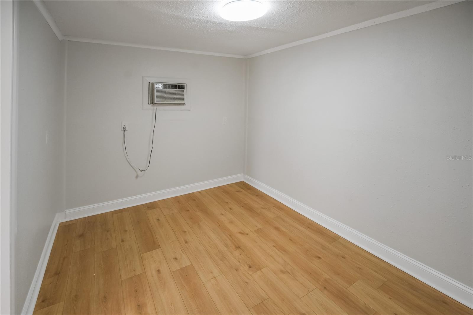 8103 N BROOKS ST — photo 25