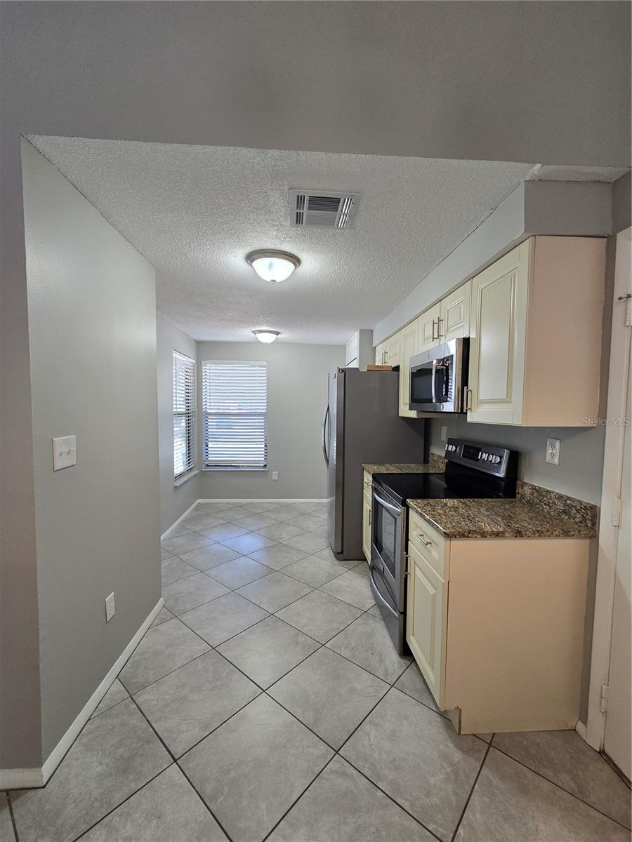 787 ARTHURS COURT — photo 12