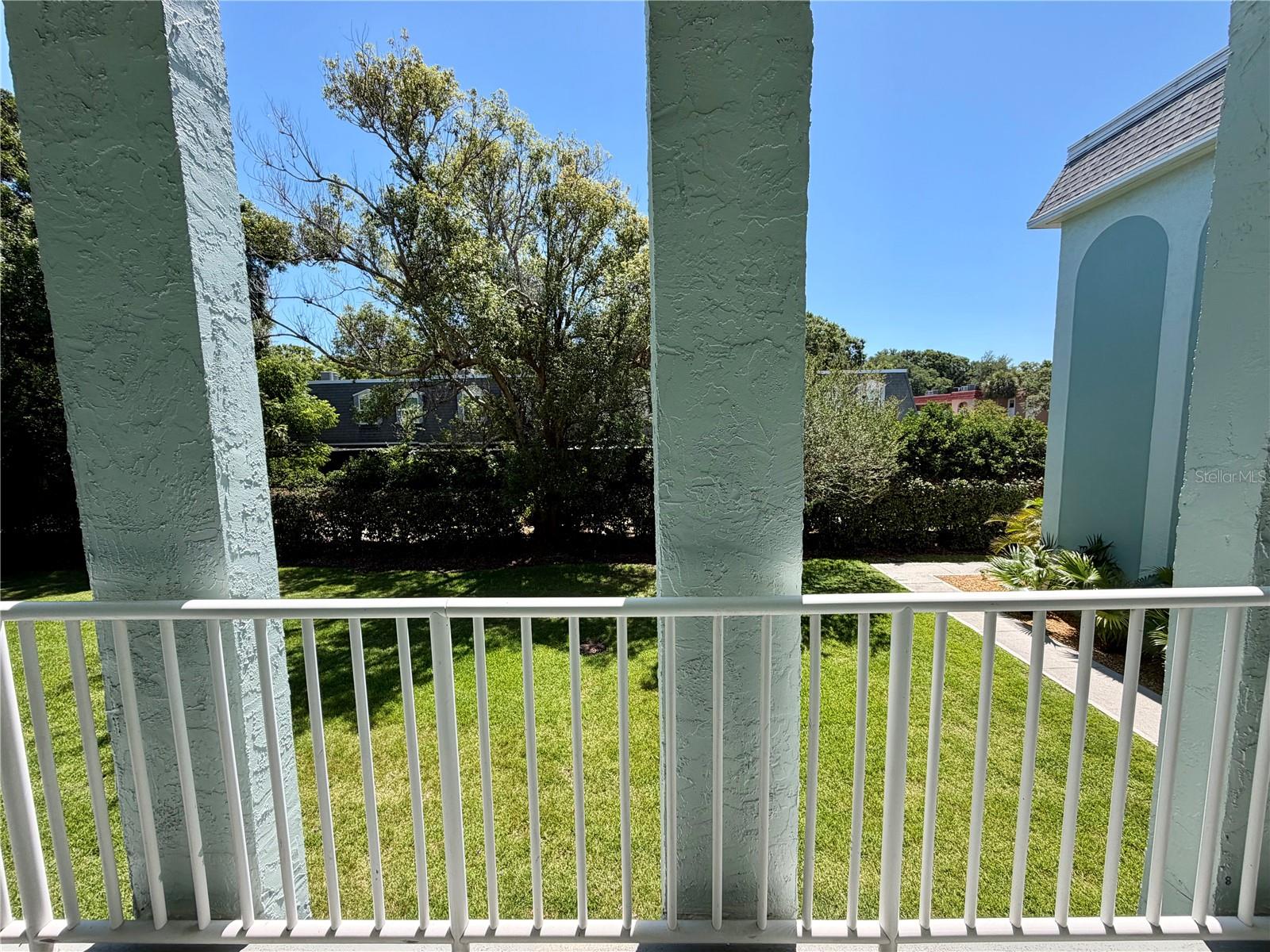 1706 BELLEAIR FOREST DR #244 — photo 23