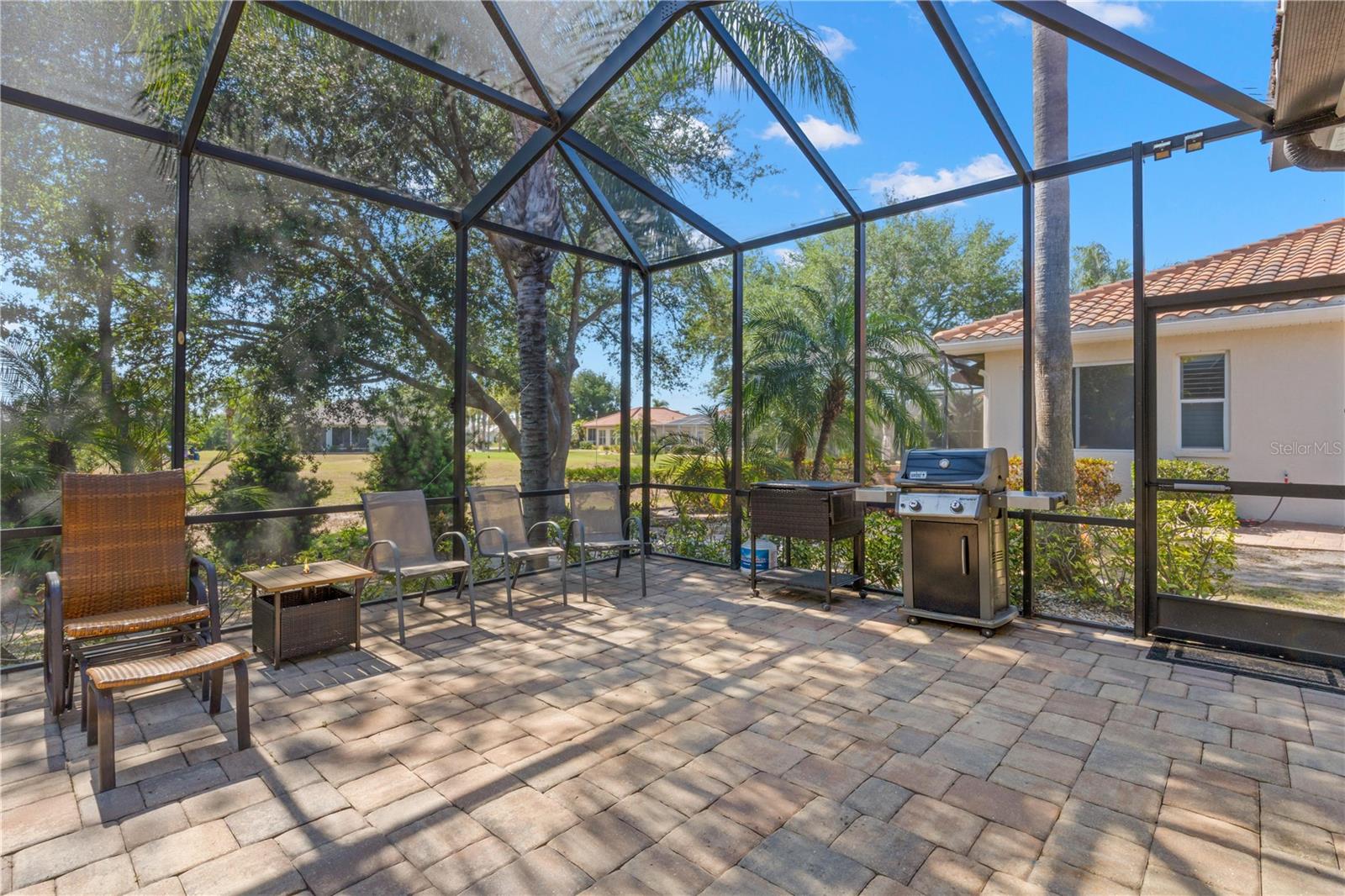 1305 CRYSTAL GREENS DR — photo 26