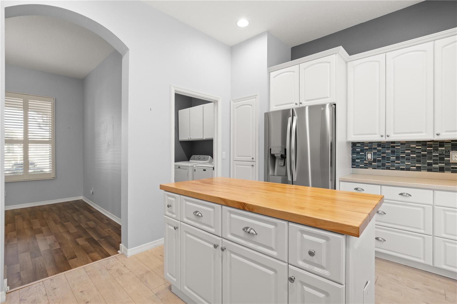 1305 CRYSTAL GREENS DR — photo 20
