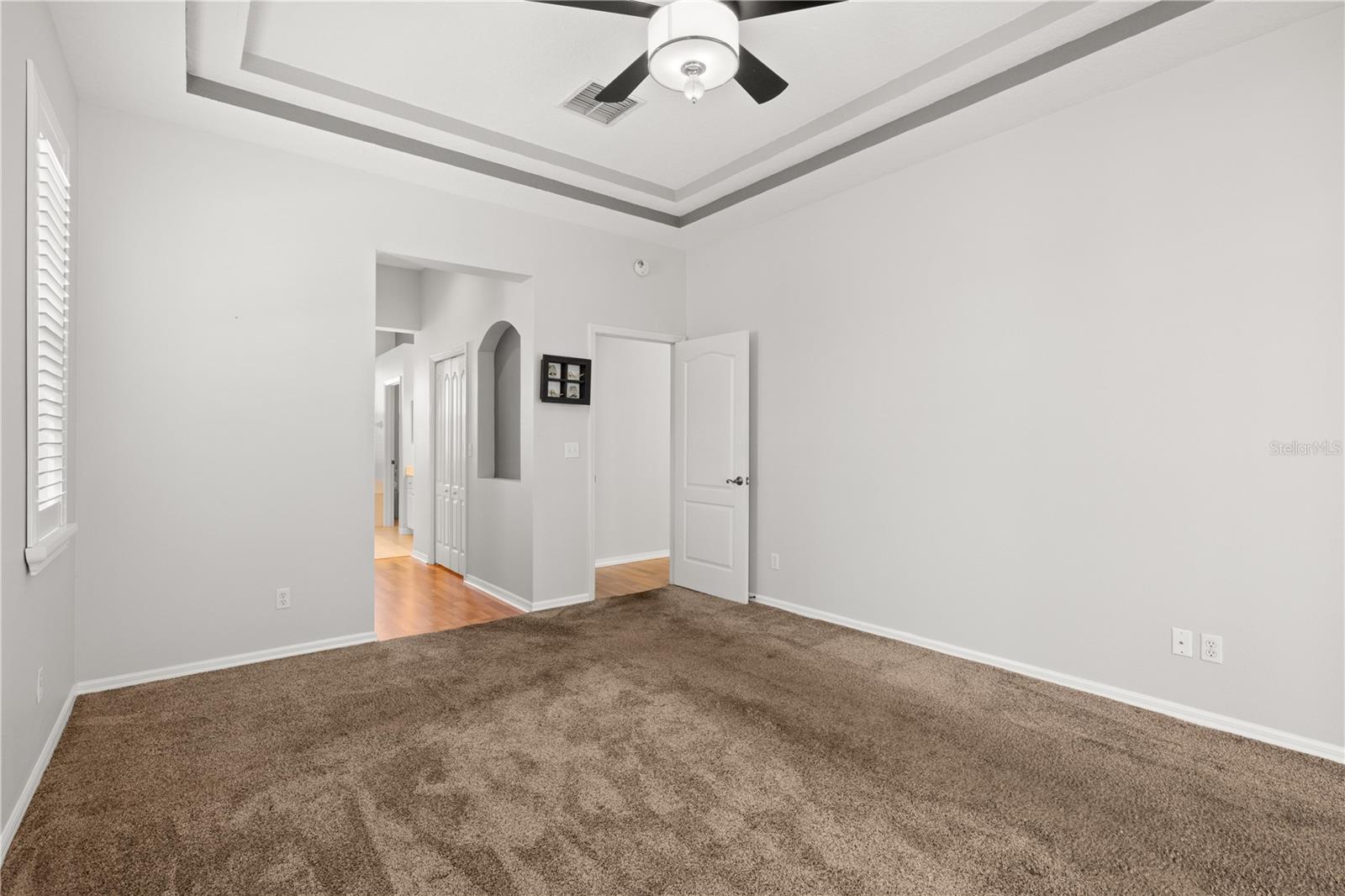 1305 CRYSTAL GREENS DR — photo 35