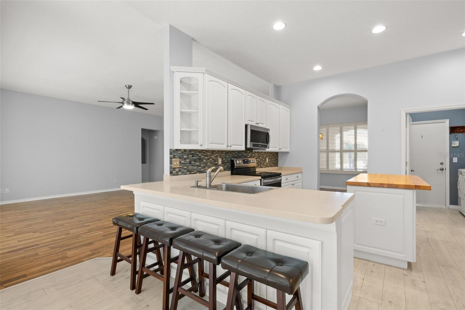 1305 CRYSTAL GREENS DR — photo 14