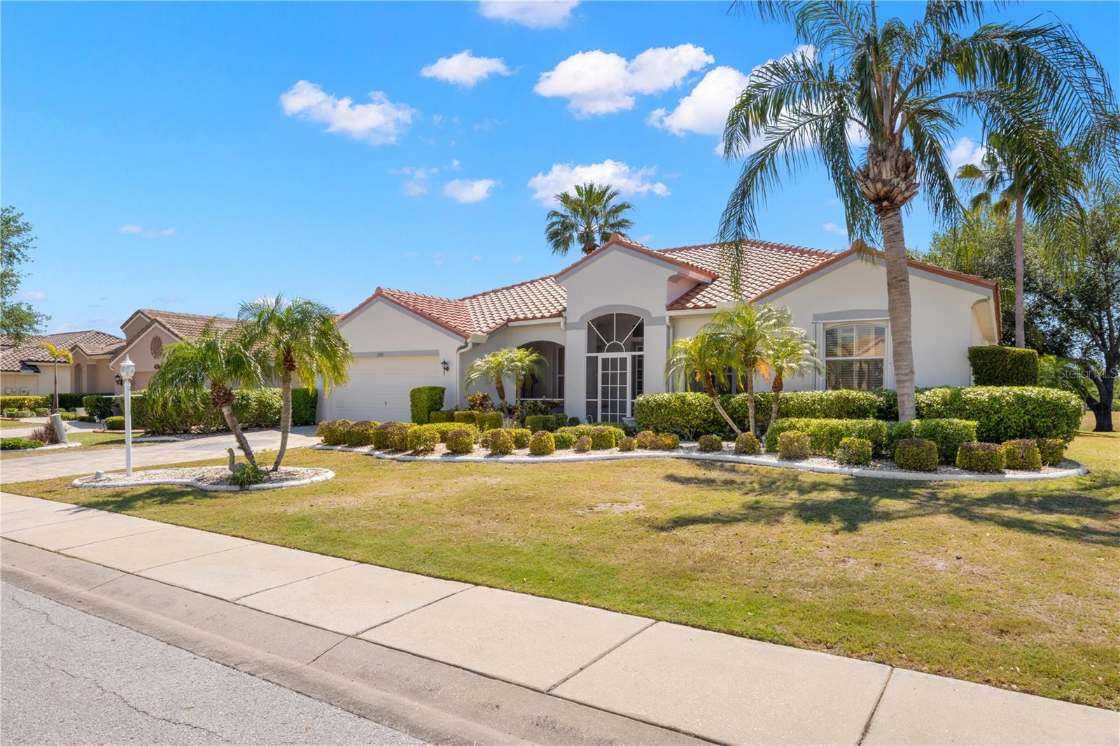 1305 CRYSTAL GREENS DR — photo 4