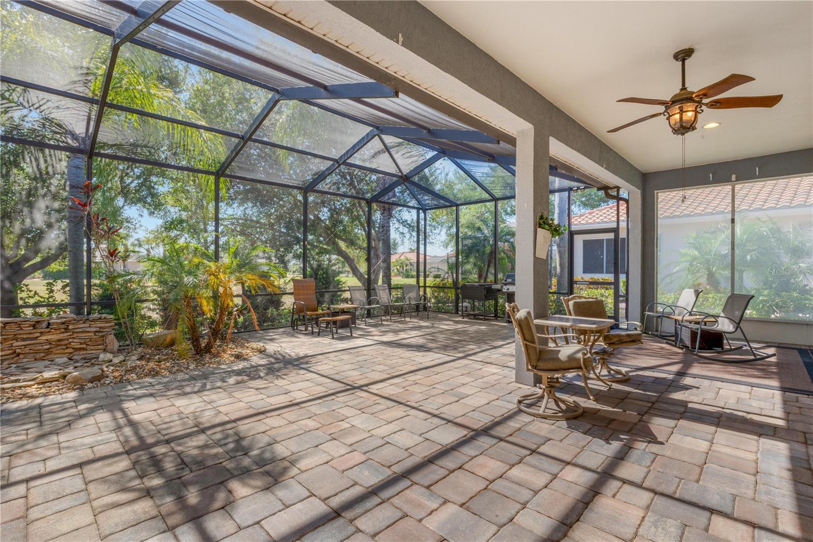 1305 CRYSTAL GREENS DR — photo 23