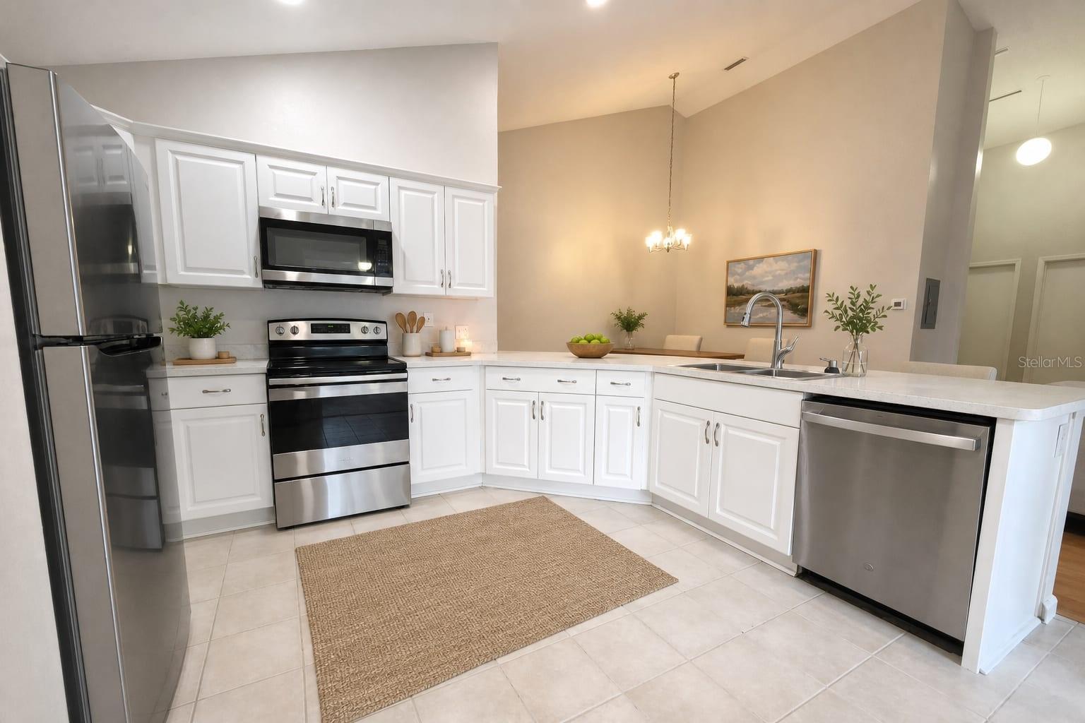 15215 AMBERLY DR #907 — photo 10