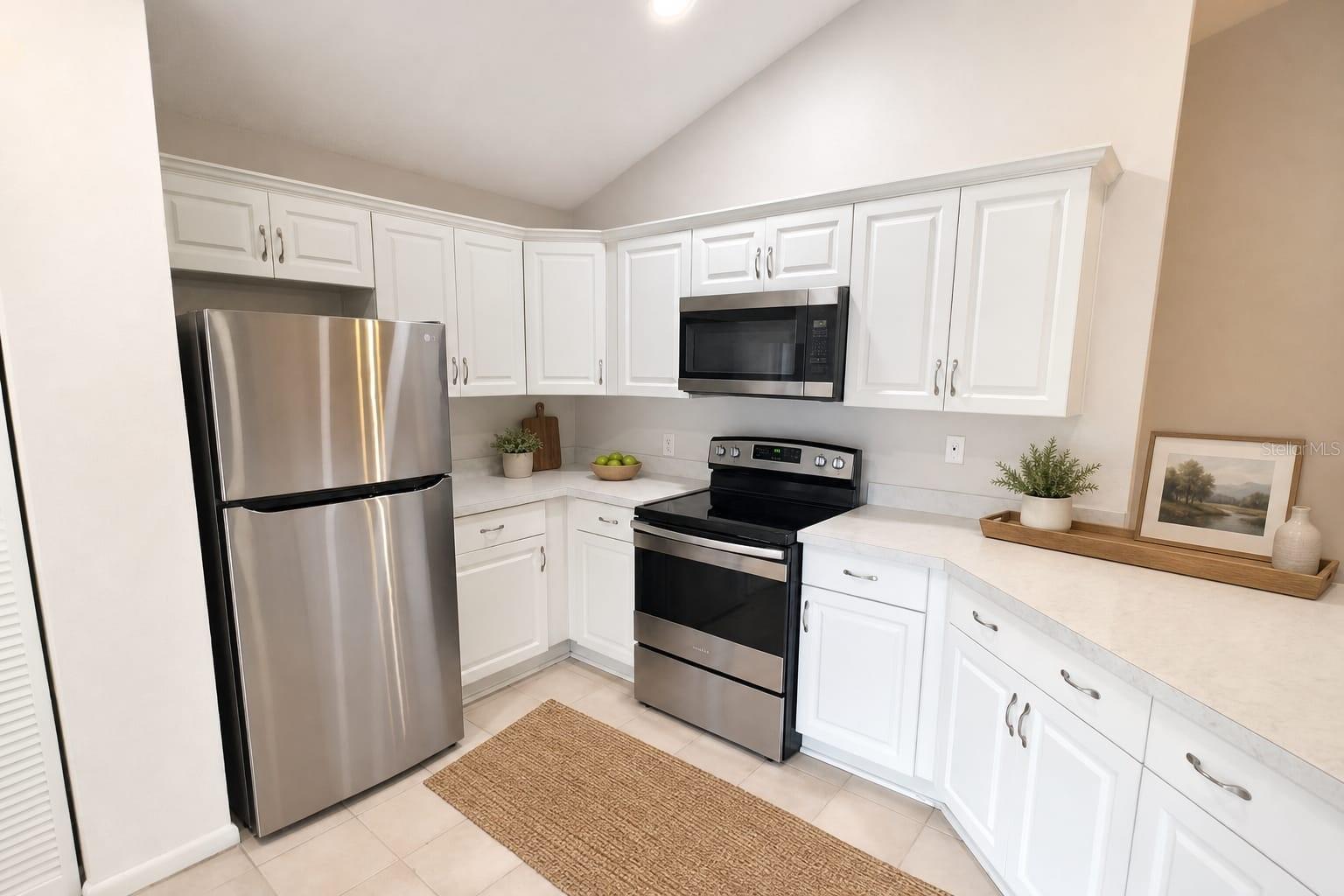15215 AMBERLY DR #907 — photo 11