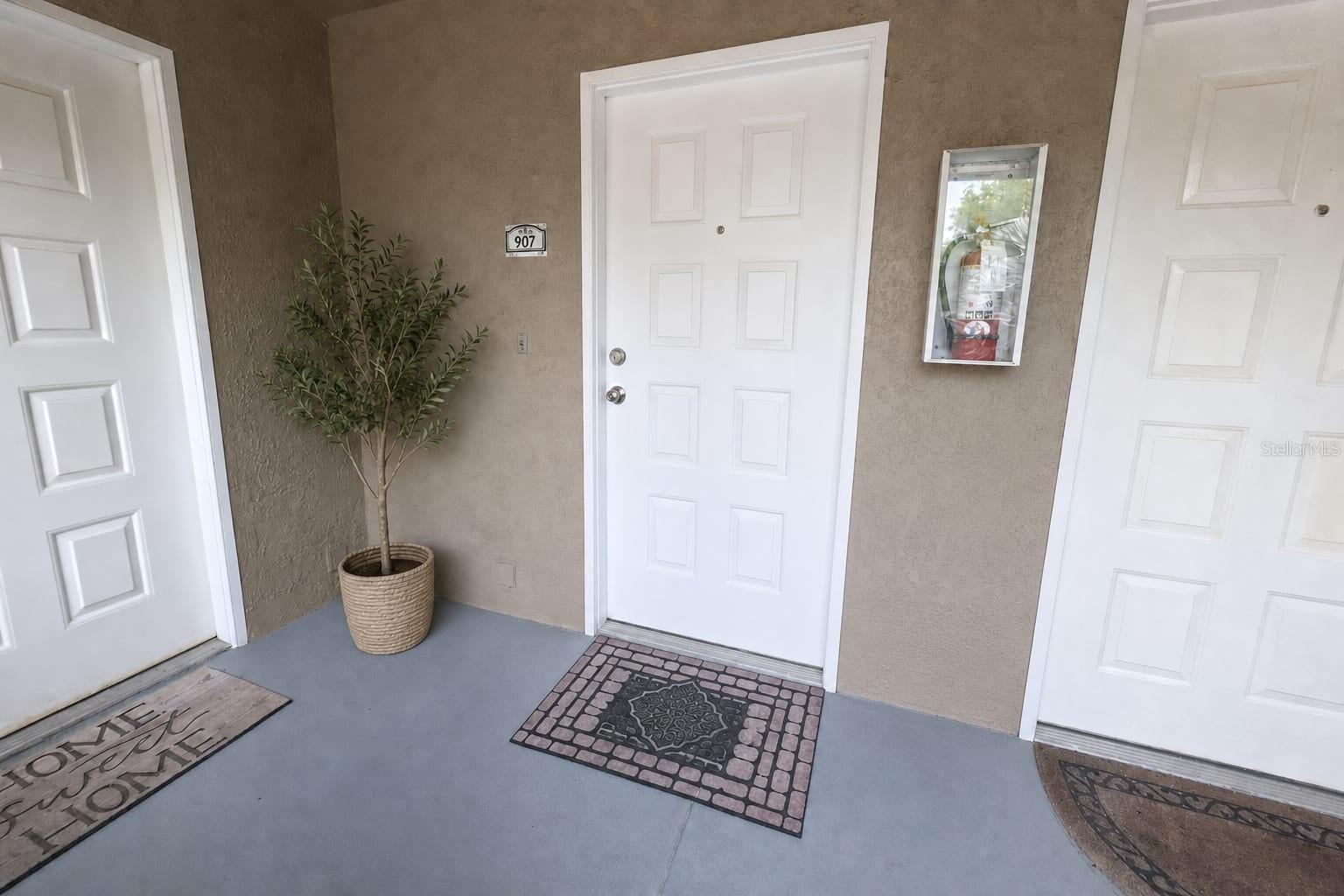 15215 AMBERLY DR #907 — photo 4
