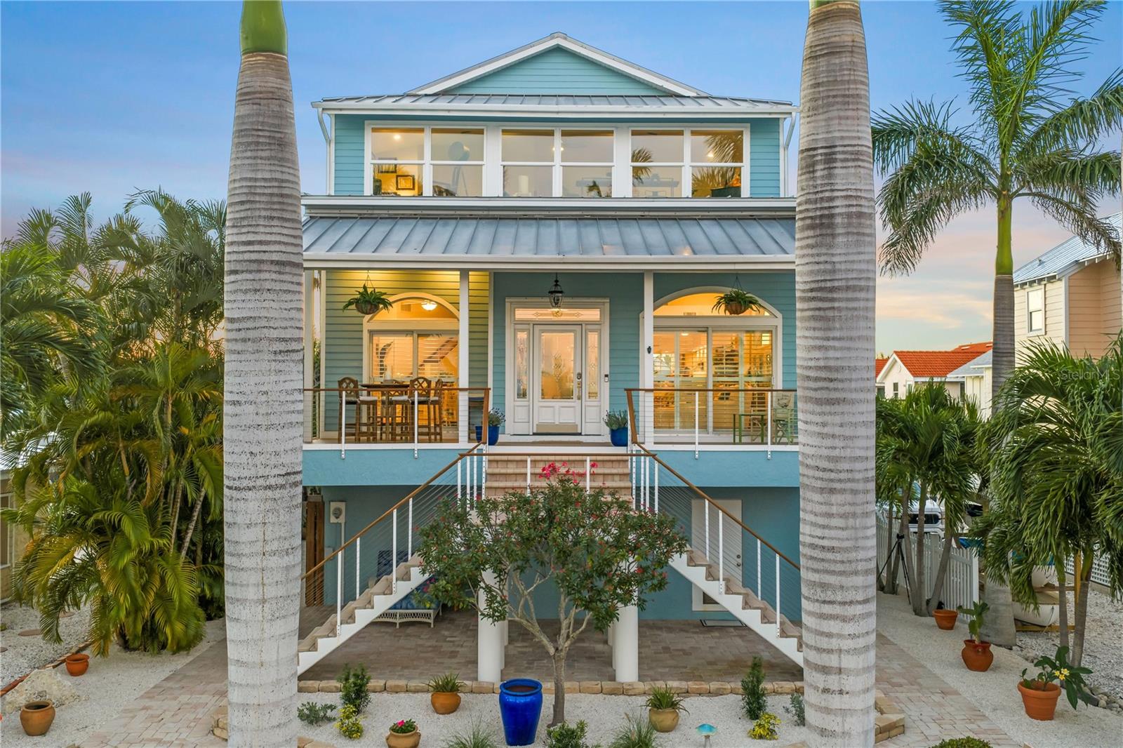 791 BROADWAY ST — photo 2