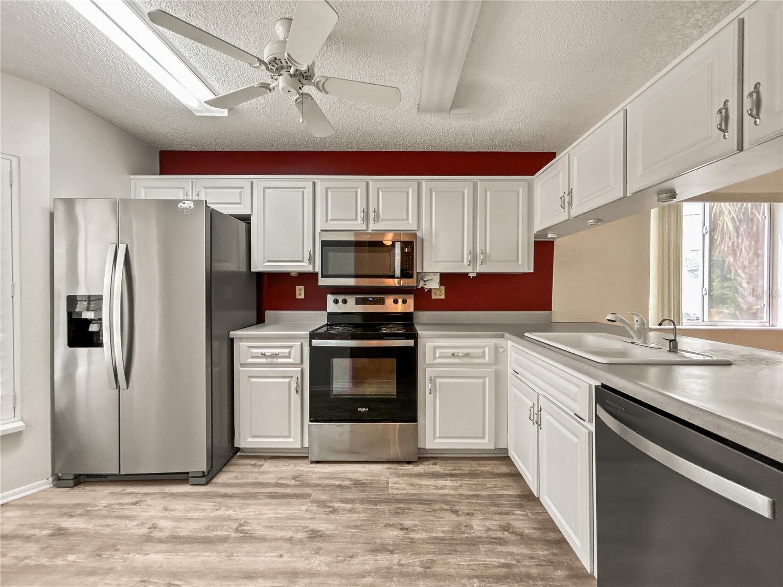 6419 REMUS DR — photo 9