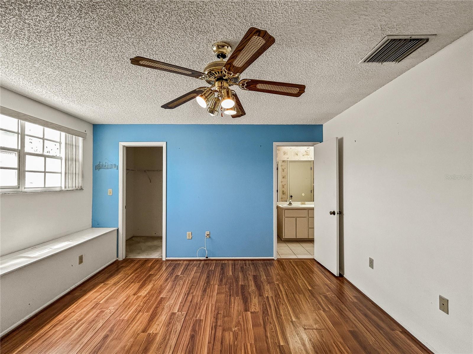 6419 REMUS DR — photo 24