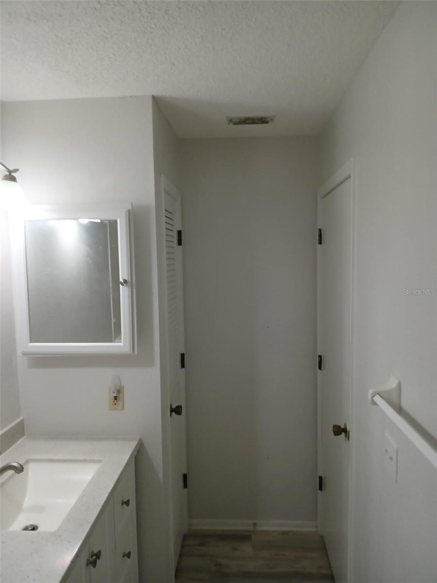 6419 REMUS DR — photo 20