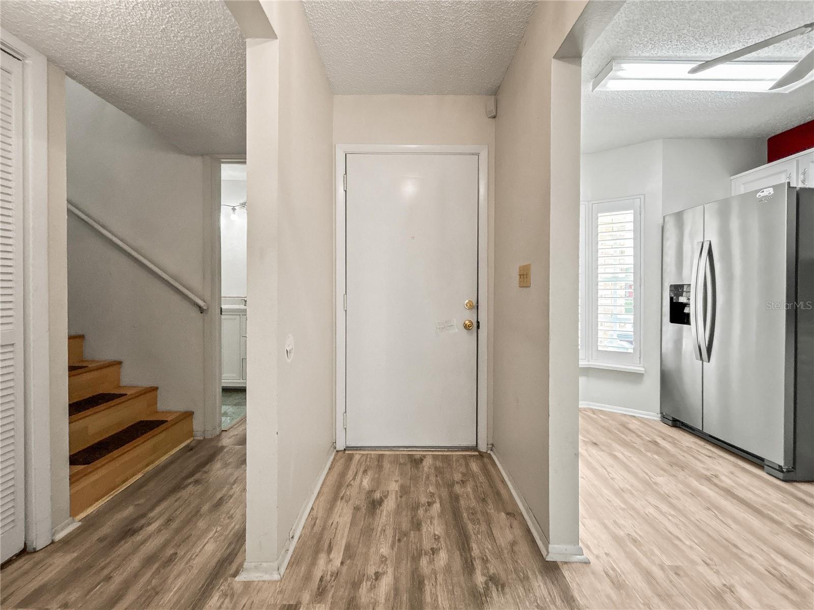 6419 REMUS DR — photo 21