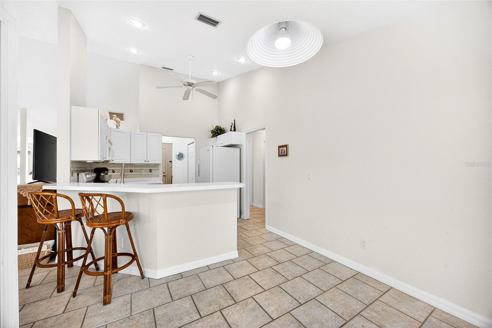 4841 CAMELOT ST — photo 15