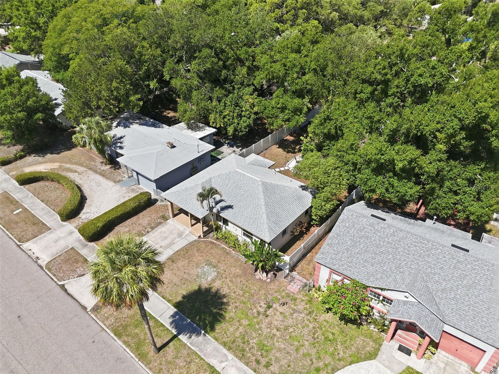 2855 VALENCIA WAY S — photo 32