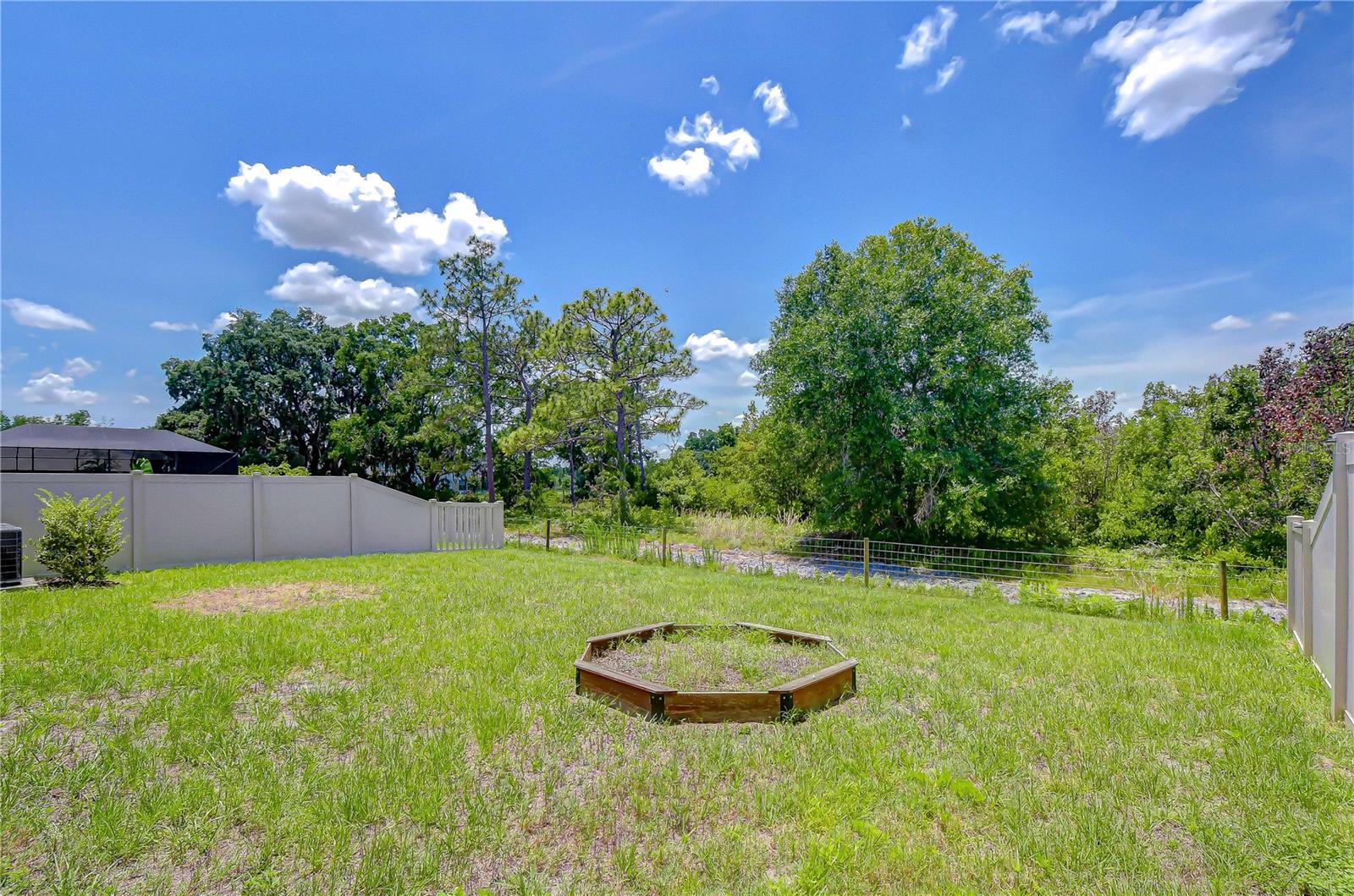 21534 VIOLET PERIWINKLE DR — photo 2