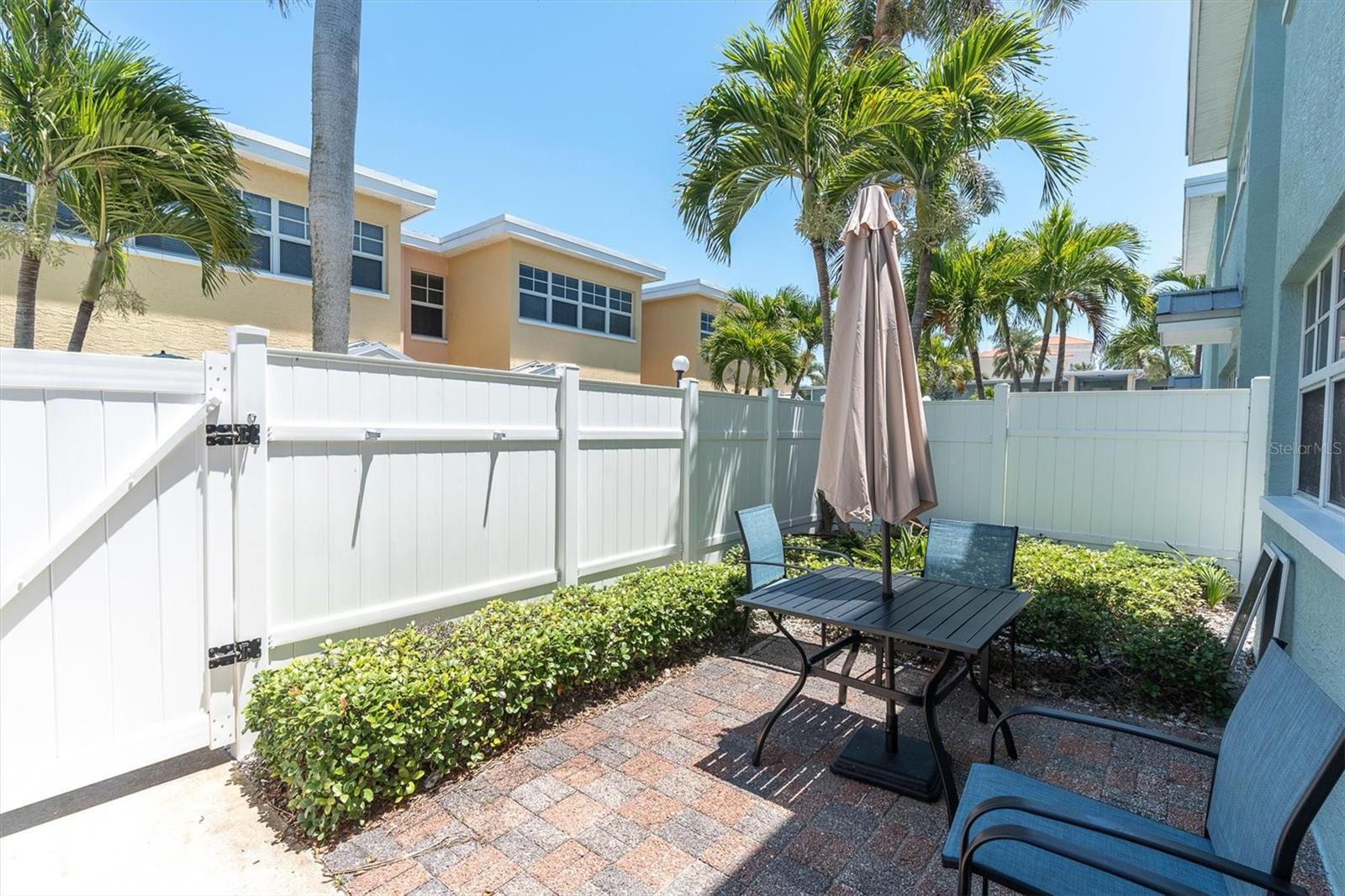 19417 GULF BLVD #E103 — photo 18