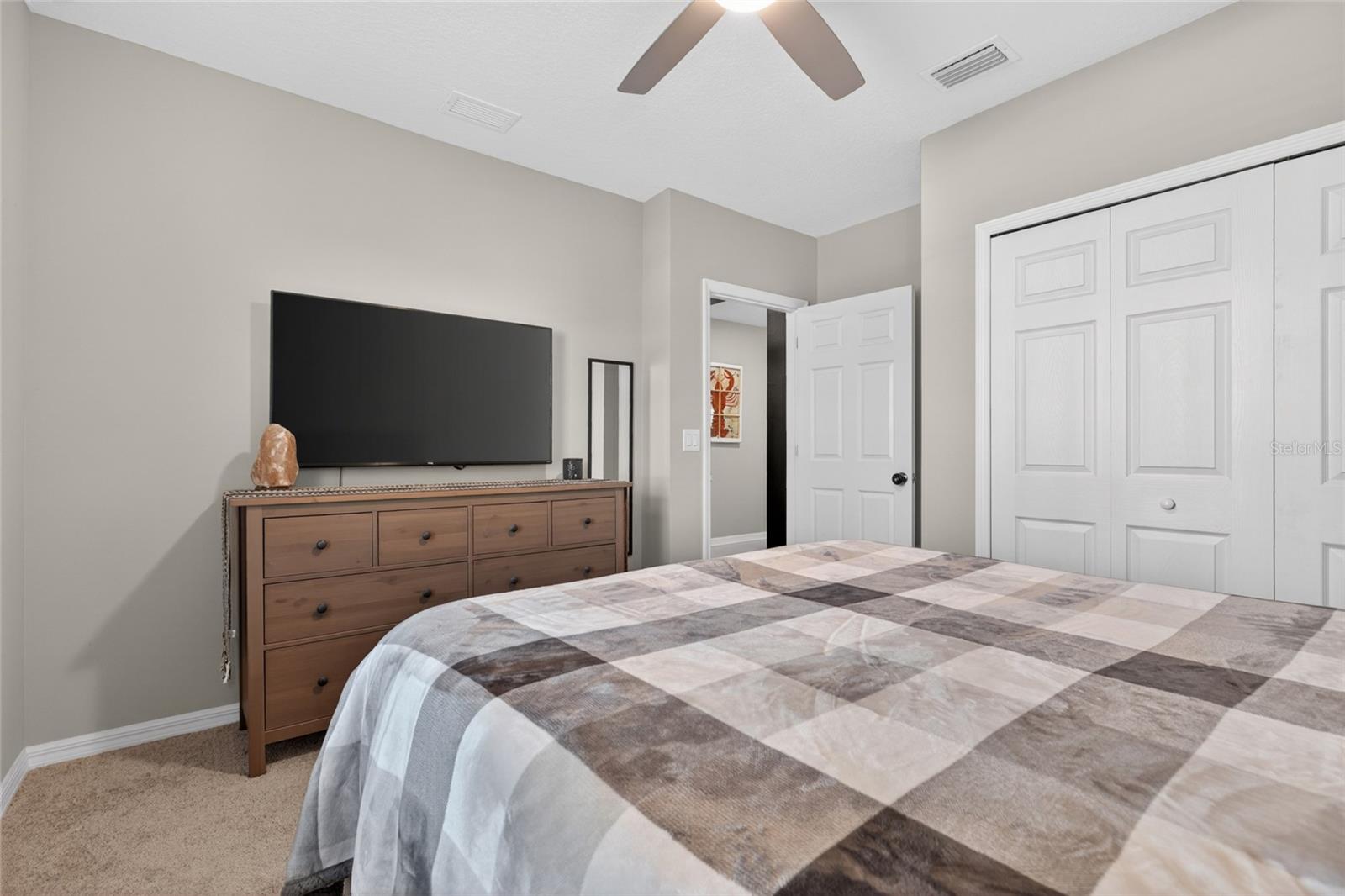5316 PATANO LOOP — photo 32