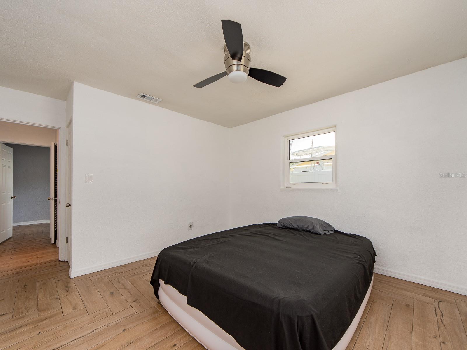 502 LEXINGTON ST — photo 30
