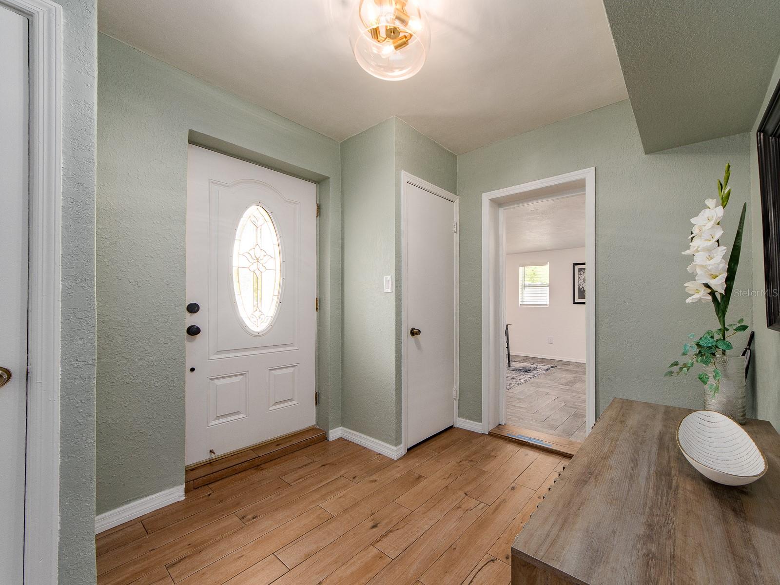 502 LEXINGTON ST — photo 6
