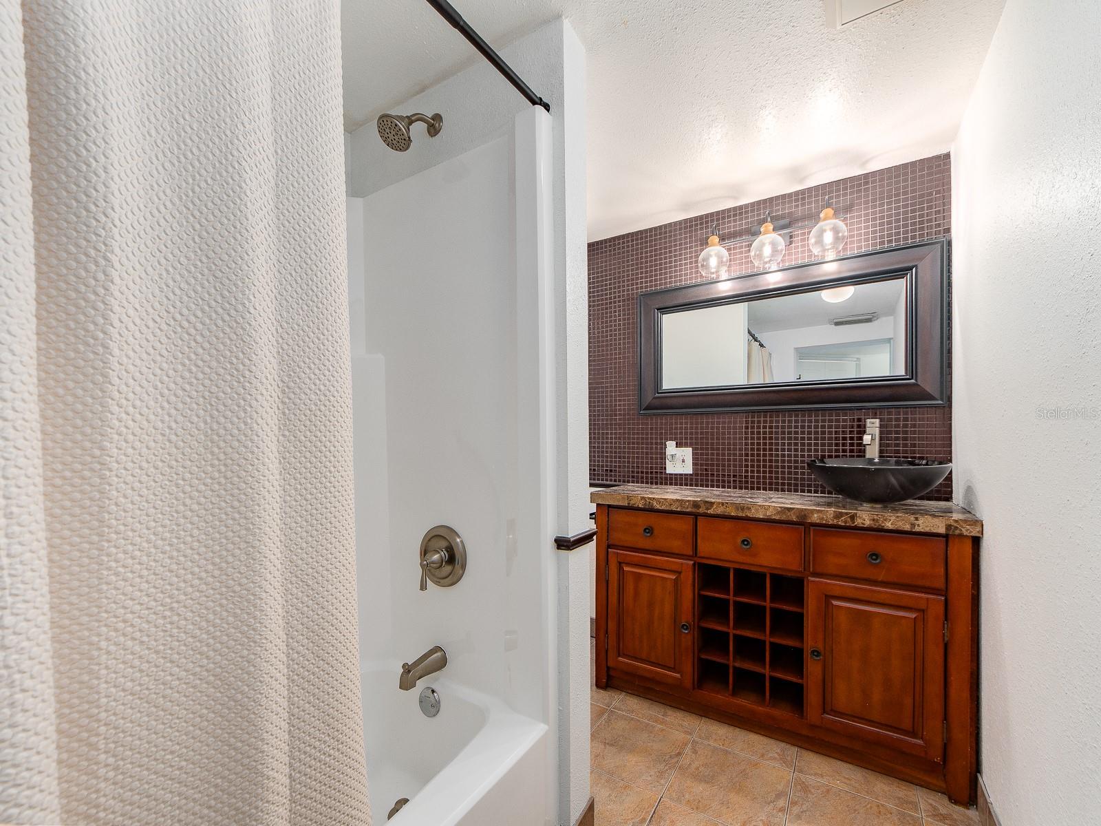 502 LEXINGTON ST — photo 22