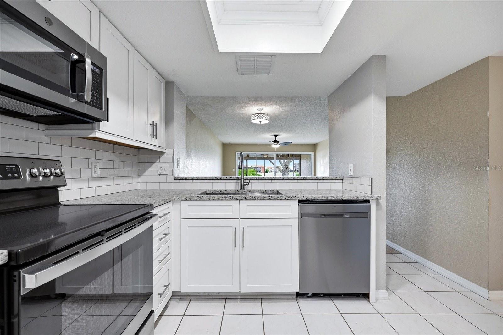 14628 LORIDAWN DR #13 — photo 16
