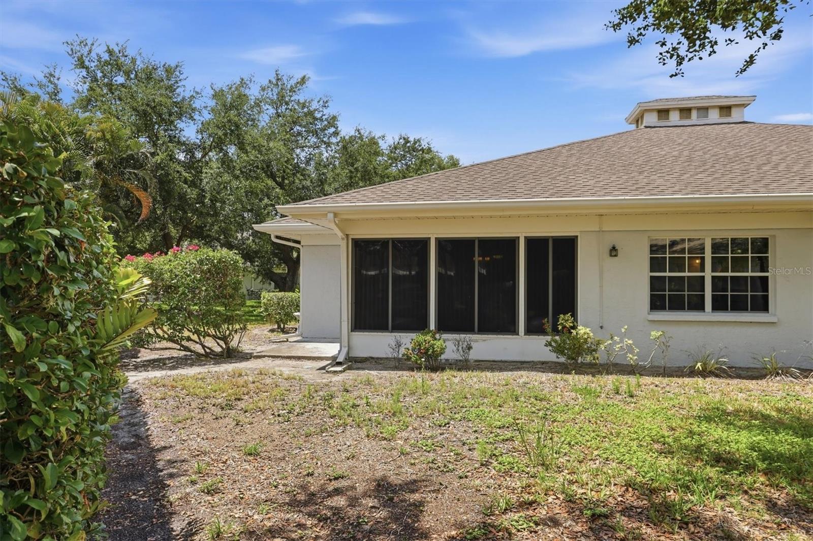 6420 CARRINGTON CIR #35 — photo 28