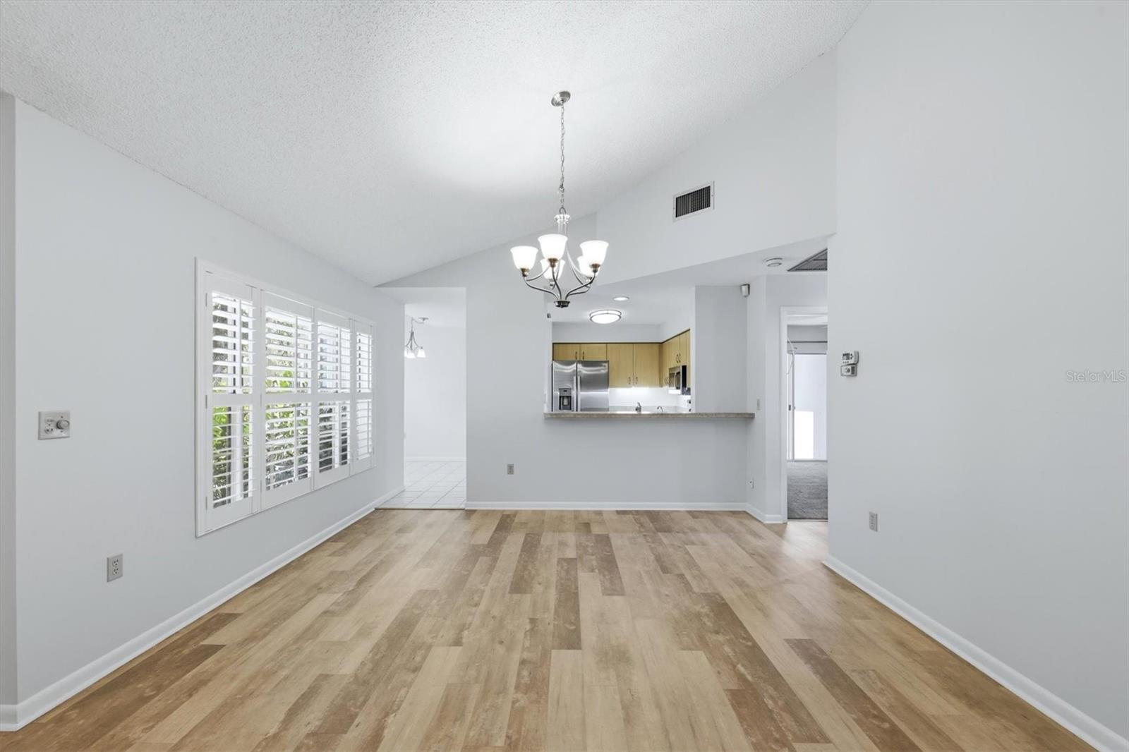 6420 CARRINGTON CIR #35 — photo 9